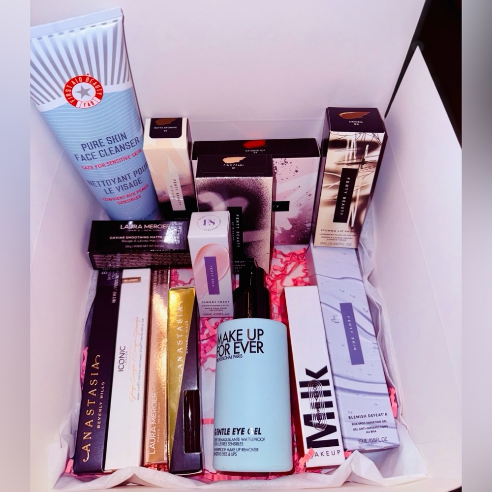 SOLD - Sephora Makeup Bundle Lot Stocking Stuffers - Picture 3 of 12